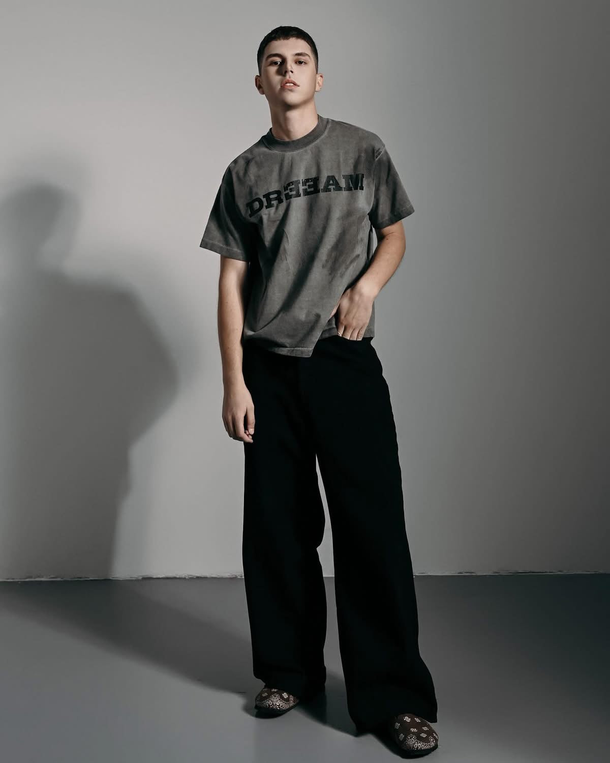 DREEAM SINGLE STITCH WASHED T-SHIRTS