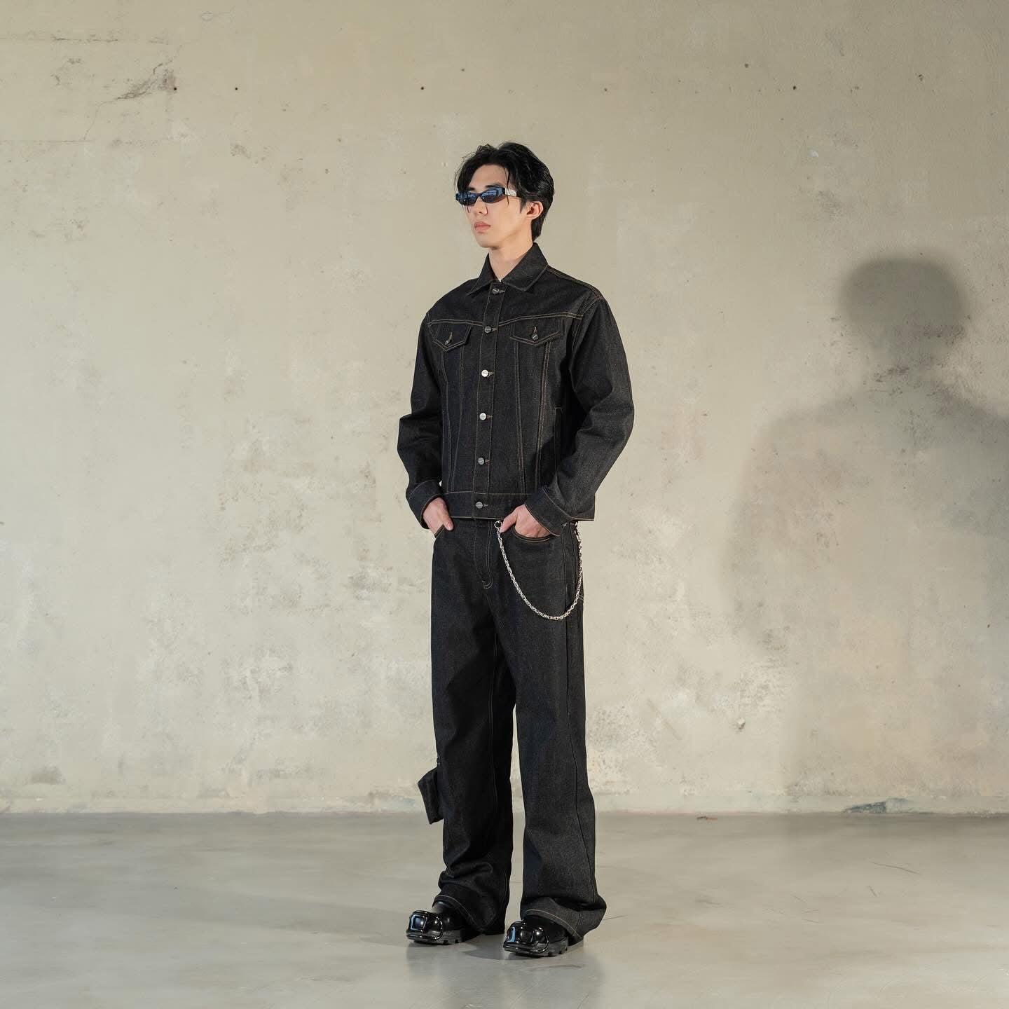 DREEAM RAW DENIM PANTS