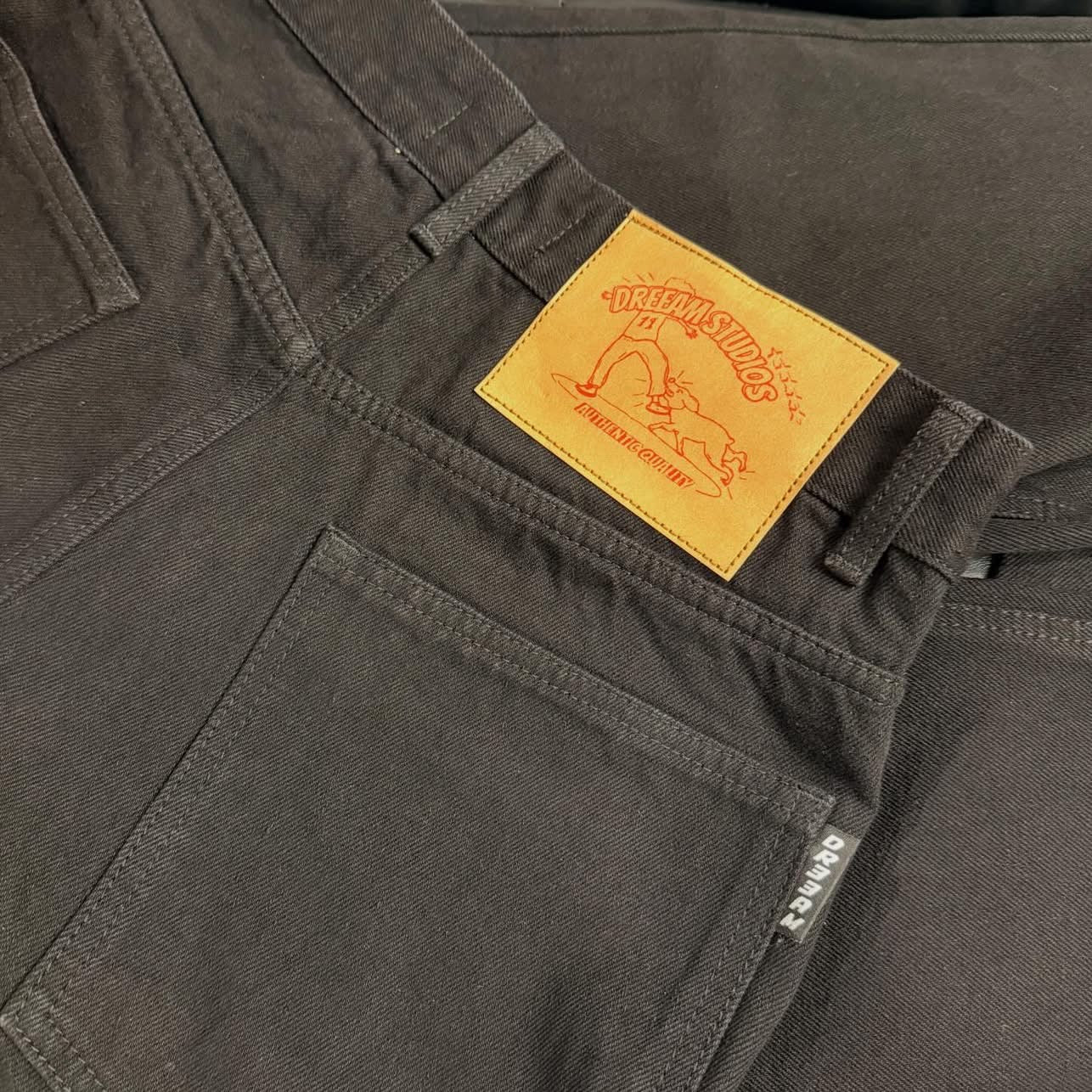 DREEAM BLACK BAGGY V5